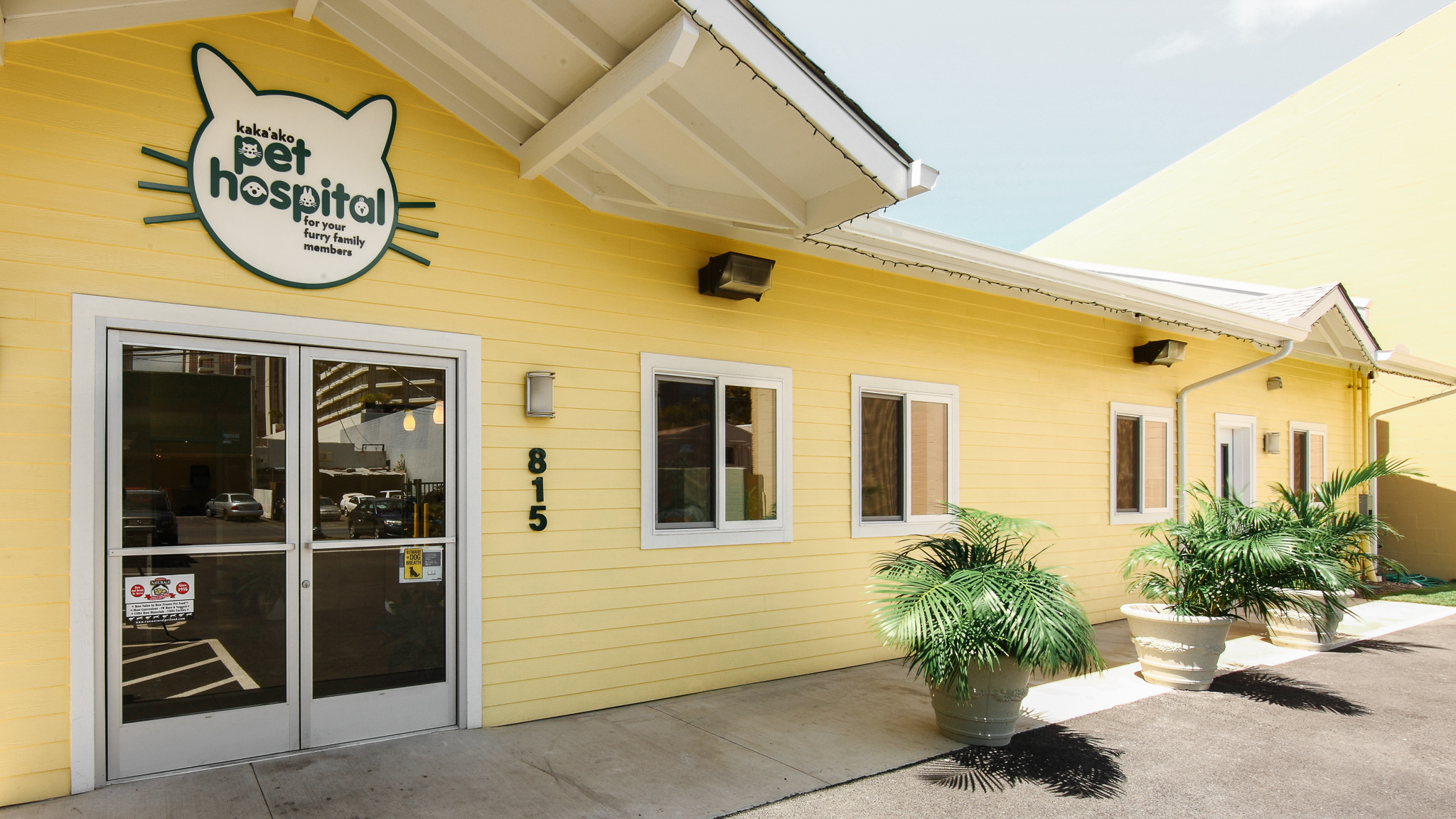 to Kaka'ako Pet Hospital Honolulu, HI Veterinarian